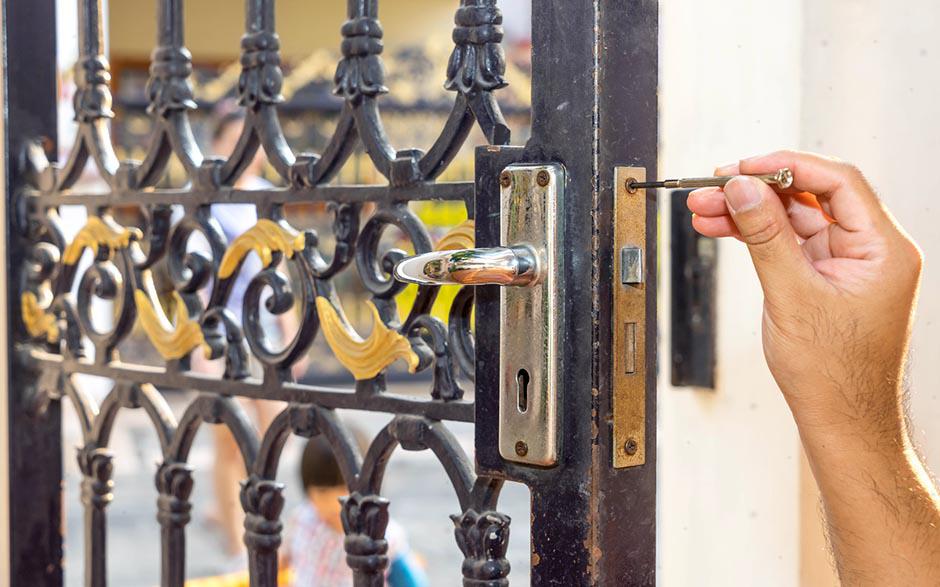serrurier tarif ouverture porte Le Perray-en-Yvelines